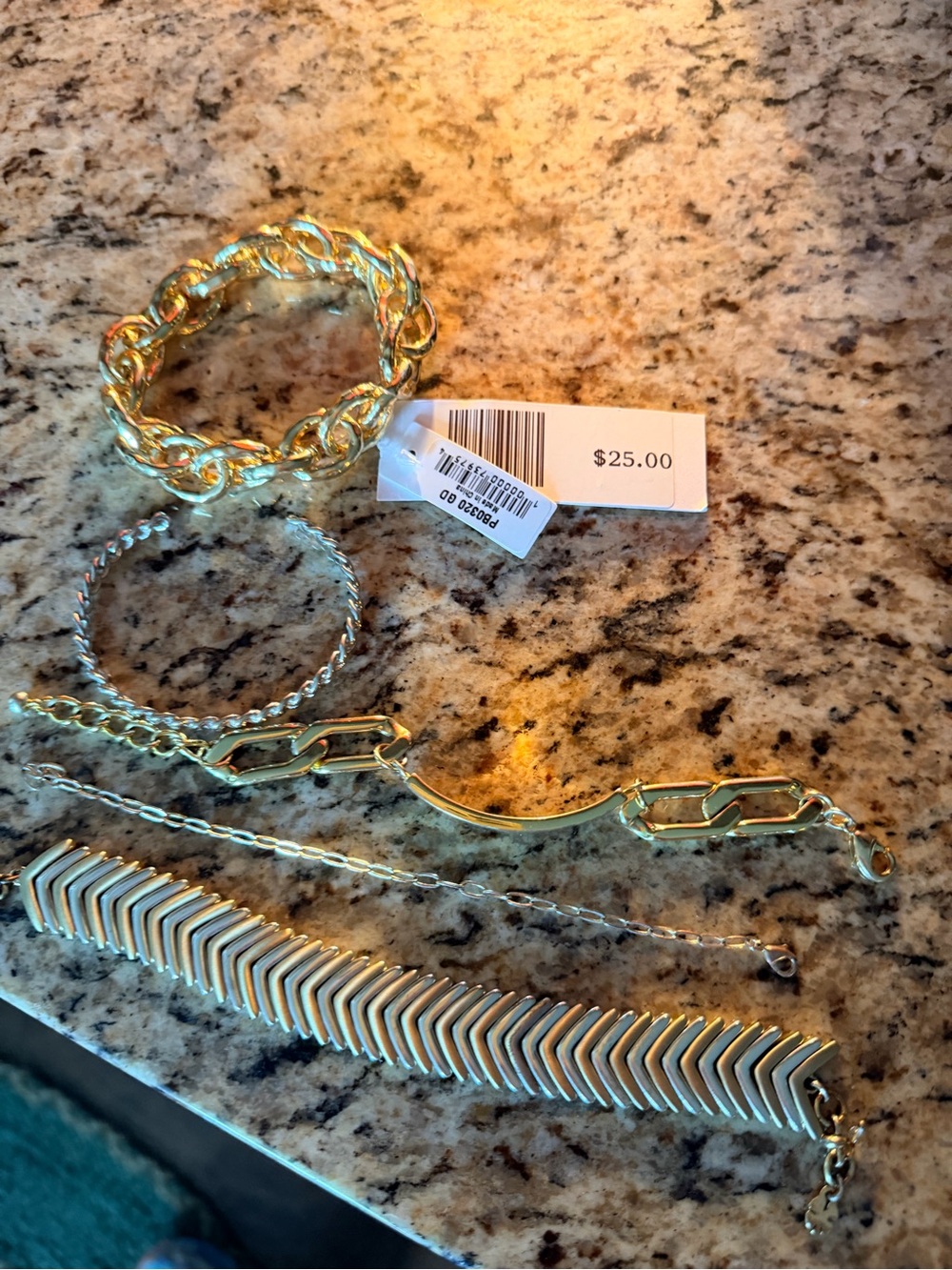 Bracelet bundle - Picture 4 of 11